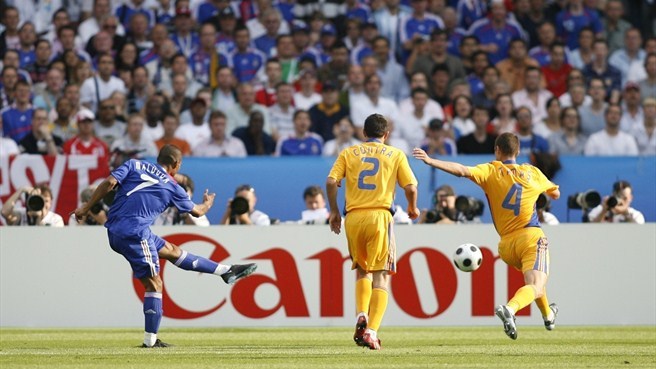 Canon devient sponsor mondial de l’UEFA EURO 2012