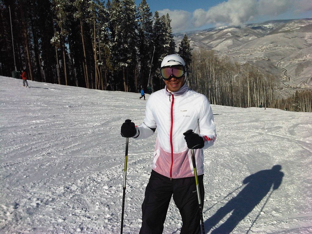 (Twitpic) Lewis Hamilton sur les pistes de ski pour préparer la saison de F1