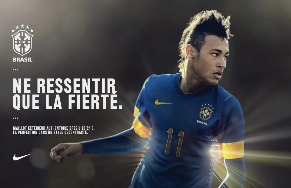 Nike présente le maillot extérieur « Authentic » du Brésil pour 2012/2013 (sponsoring)