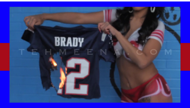 La vidéo sexy de la supportrice #1 des Giants – Elle brûle le maillot de Tom Brady
