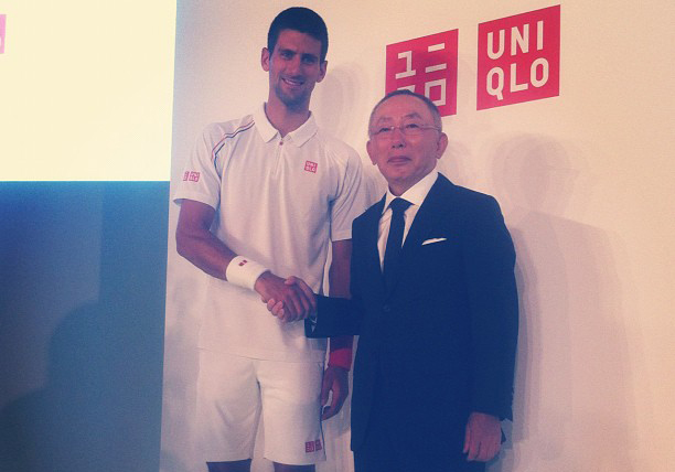Novak Djokovic s’engage pour 5 ans avec UNIQLO (sponsoring)