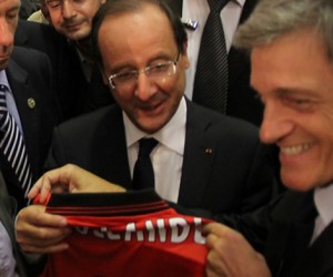 Le Stade Rennais FC recrute le Président de la République François Hollande