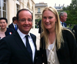 Twitpic : Marlène Harnois pose avec François Hollande