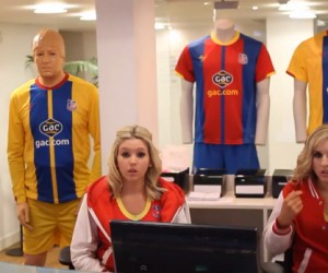 Les Cheerleaders de Crystal Palace piégées par un drôle de mannequin…