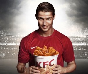 Sponsoring – Cristiano Ronaldo signe avec KFC ! (vidéo)