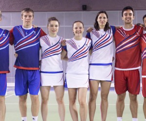 La jeune marque bordelaise IZBAC habille l’Equipe de France de Badminton