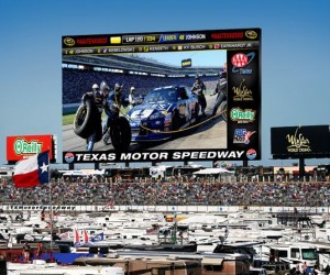 Big Hoss TV : Le plus grand écran vidéo HD au monde installé sur le Texas Motor Speedway
