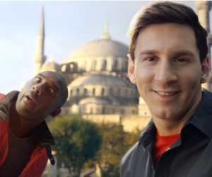 Selfie et photobomb pour Lionel Messi et Kobe Bryant dans la nouvelle publicité Turkish Airlines