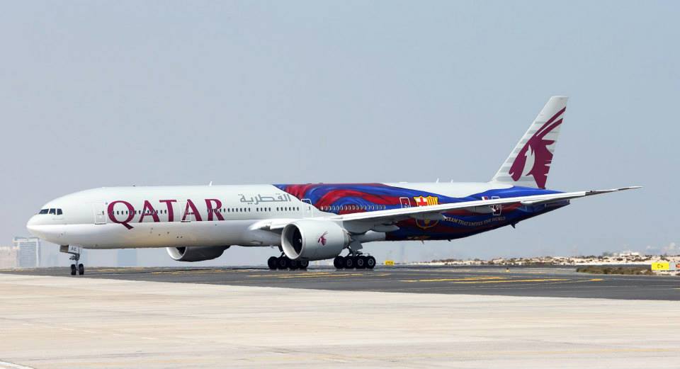 qatar airways boeing fc barcelona 777 avion