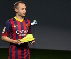 Nike dévoile la nouvelle chaussure de football Magista à Barcelone en présence d’Iniesta