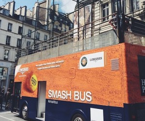 Smash Bus : Longines déploie un bus à impériale dans les rues de Paris en marge de Roland-Garros