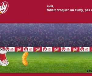 Curly lance le jeu « Croc Foot » en hommage à la morsure de Luis Suarez