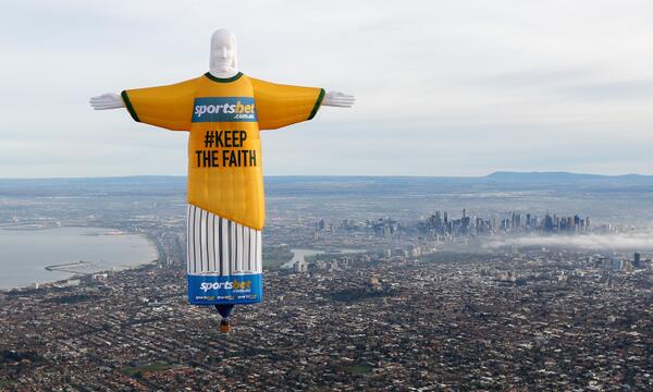 sportsbet keep the faith christ rédempteur montgolfière coupe du monde 2014