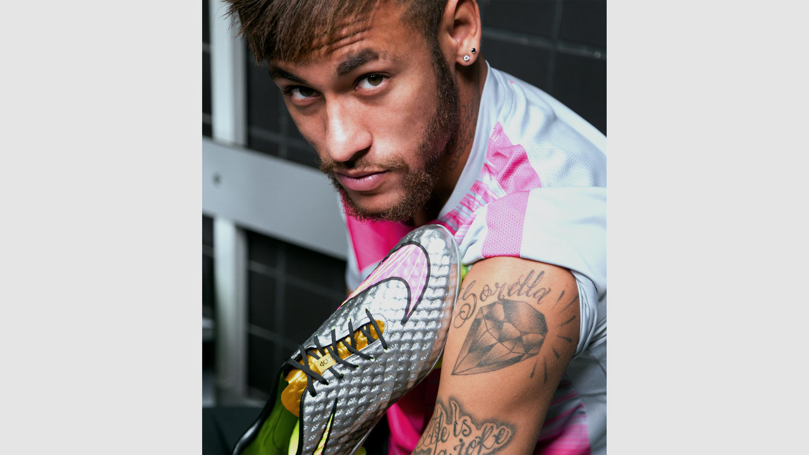 Neymar Hypervenom Liquid Diamond
