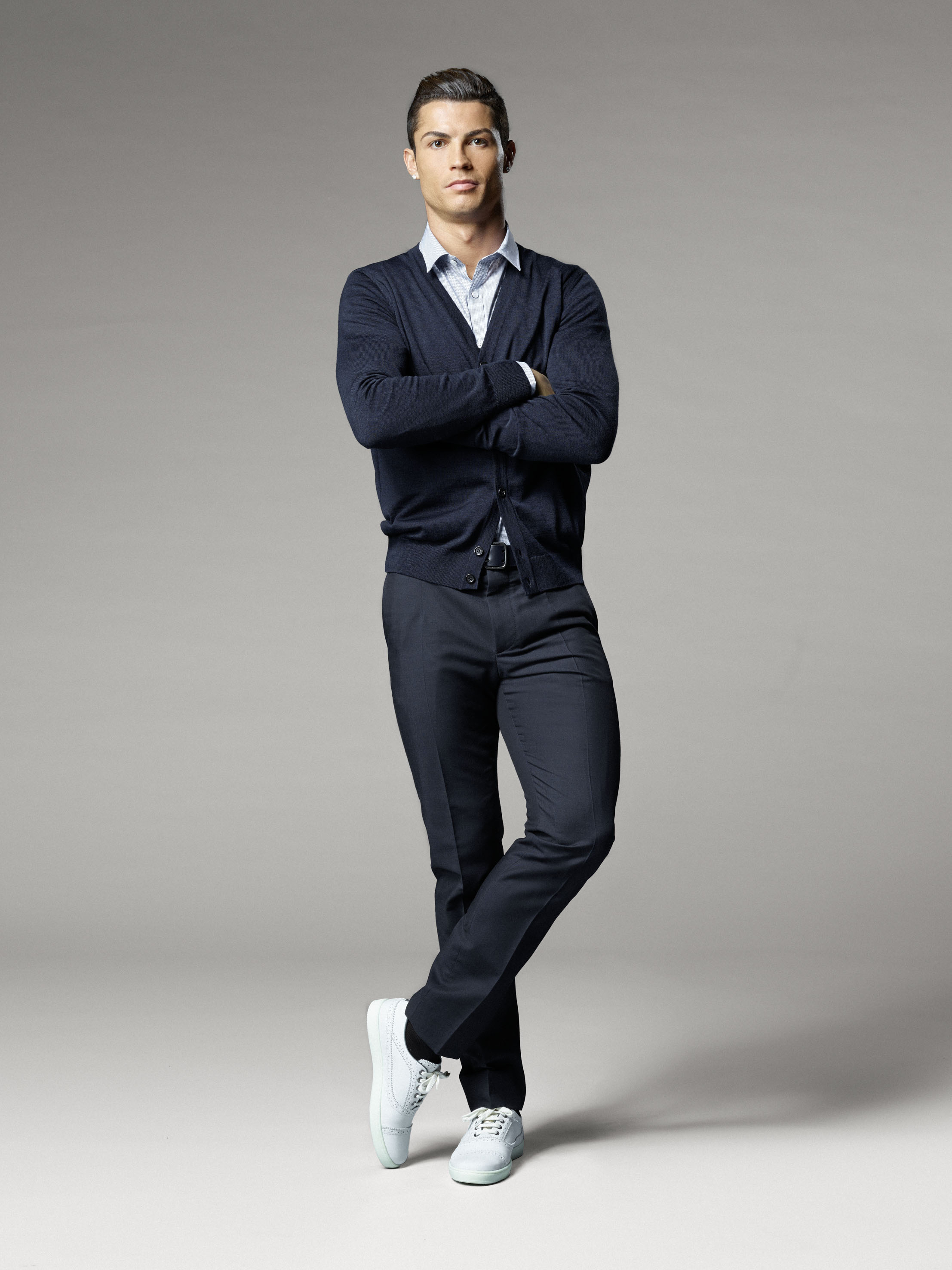 Cristiano Ronaldo Lance Sa Nouvelle Marque De Chaussures Cr7 Footwear