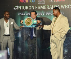 Une ceinture en émeraudes à 1M$ pour le vainqueur du combat de boxe Mayweather VS Pacquiao