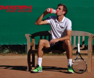 L’agence O2 Management accompagne OVERSTIM.s dans sa stratégie tennis en s’appuyant sur Julien Benetteau