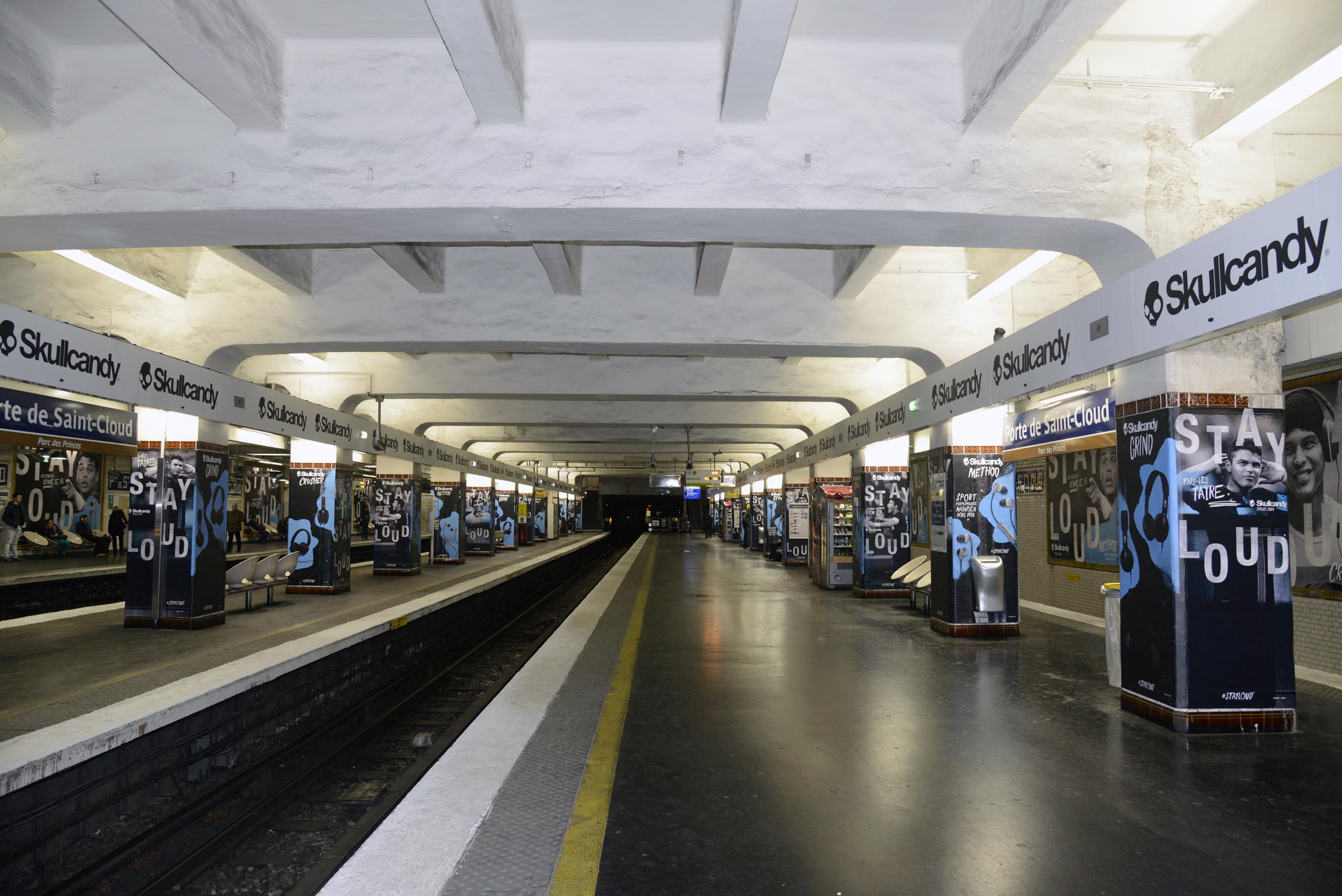 SkullCandy - thiago silva Porte de Saint-Cloud métro PSG 1