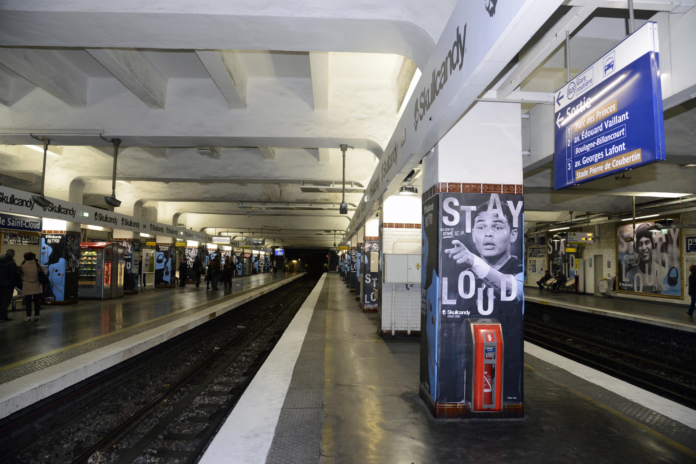 SkullCandy - thiago silva Porte de Saint-Cloud métro PSG 5