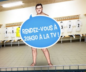 Le journaliste Pierre Ménès « à poil » dans une publicité pour FEU VERT
