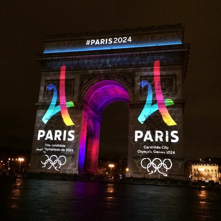 Logo paris 2024 JO candidature arc de triomphe