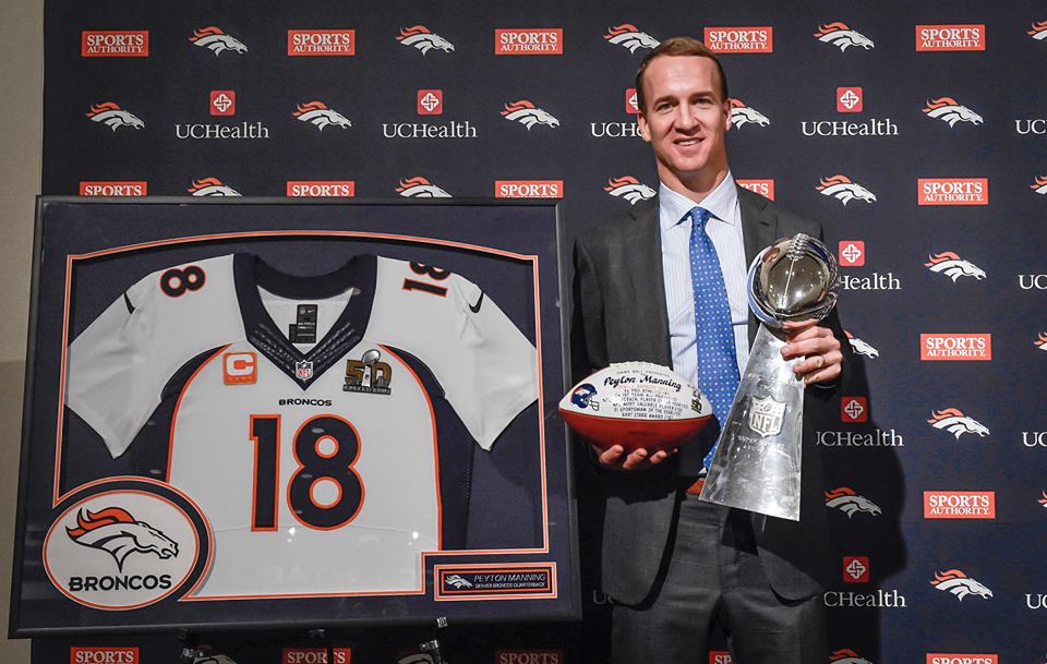 Peyton Manning NFL retraite salaires sport business
