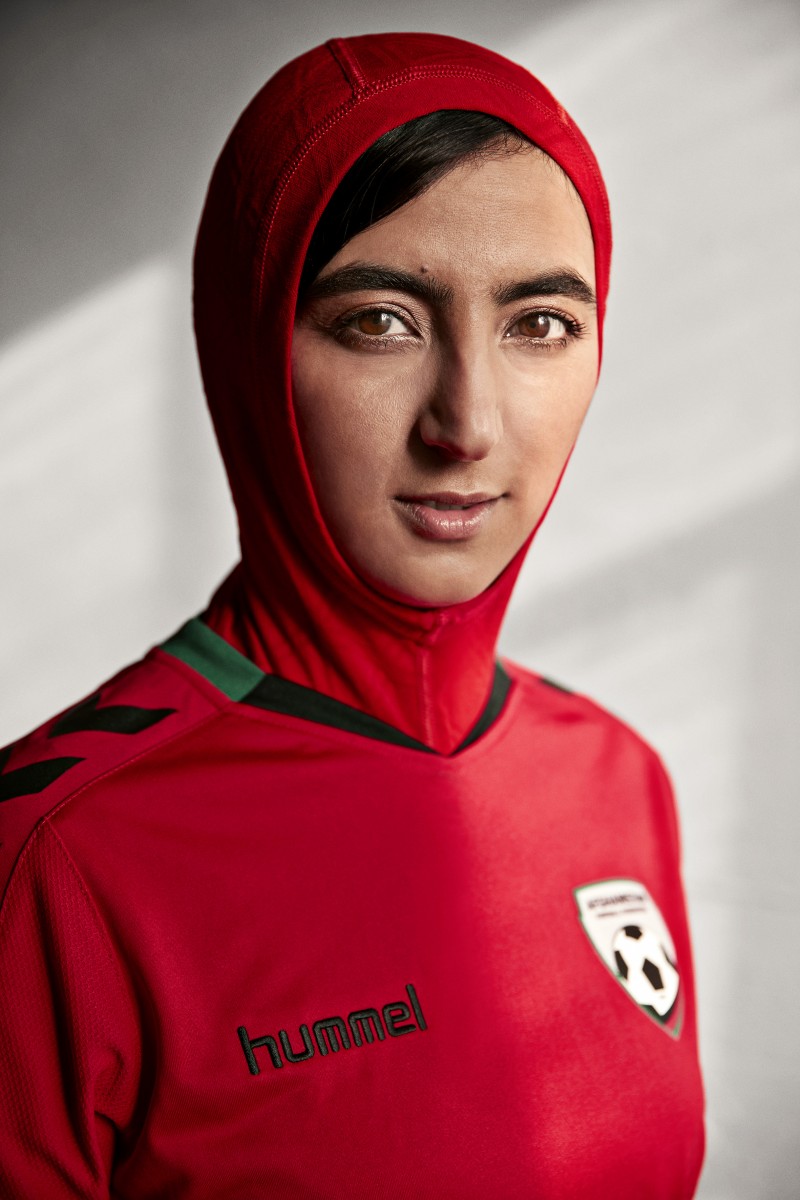 maillot football hijab intégré Hummel afghanistan Khalida_Popal