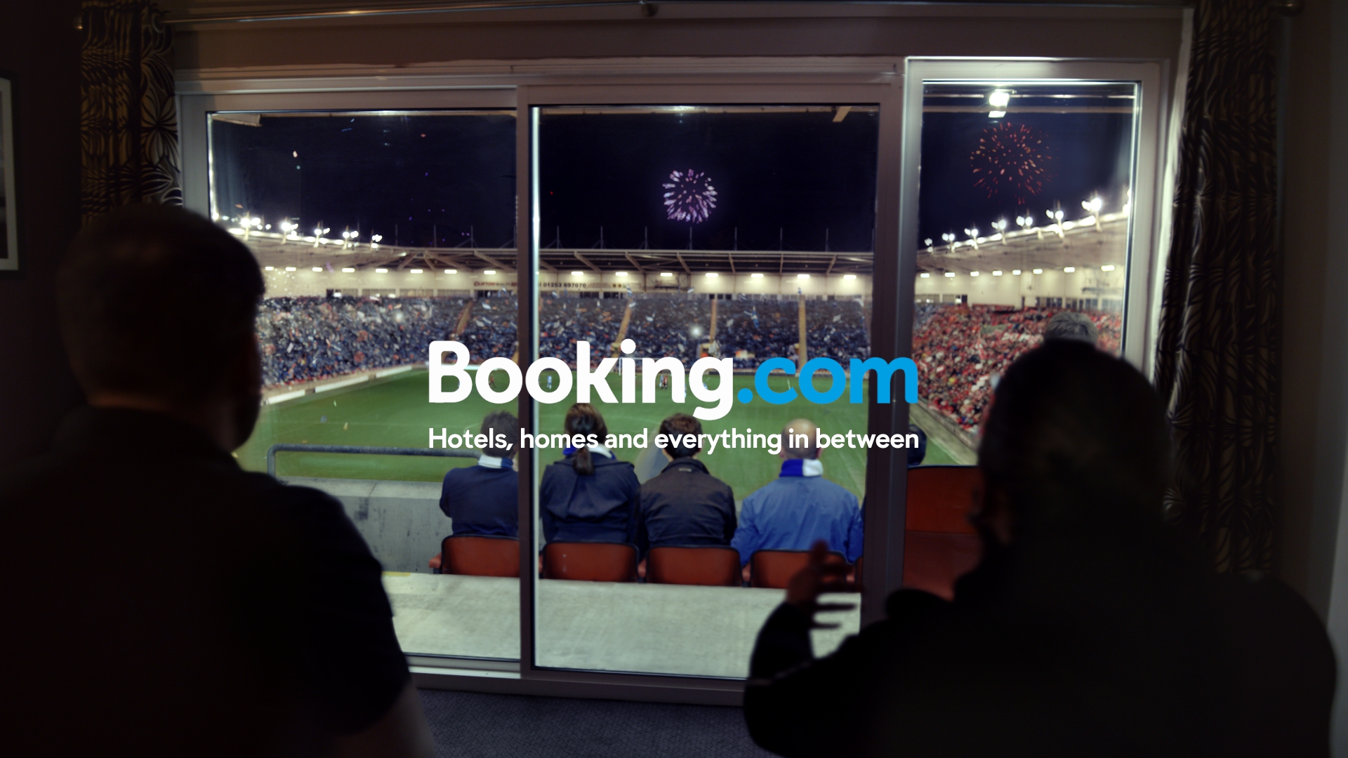 Booking.com Thierry Henry uefa euro 2016 publicité