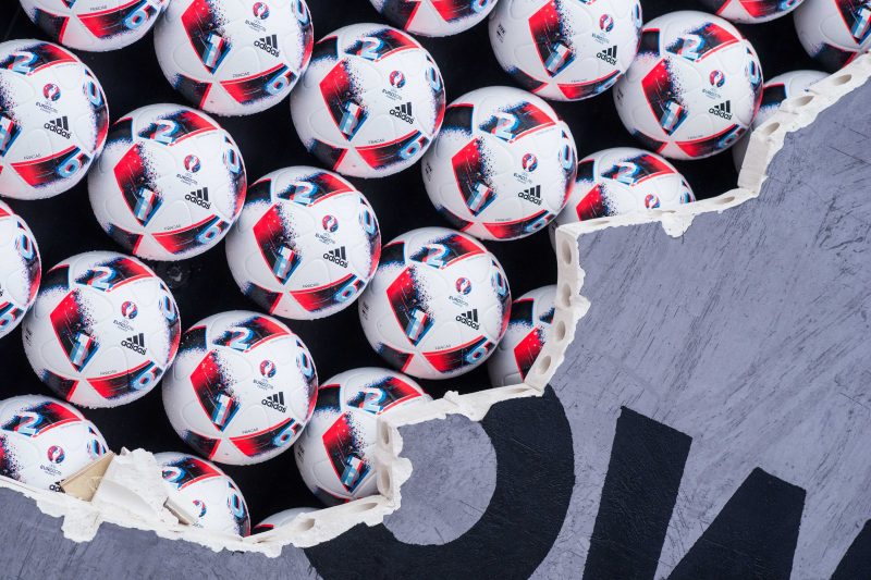 fracas adidas match ball uefa euro 2016