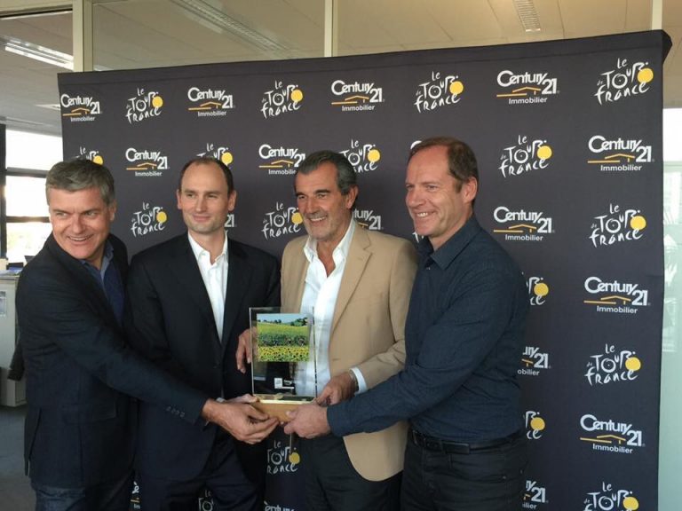 Century 21 prolonge avec le Tour de France jusqu'en 2025 et devient