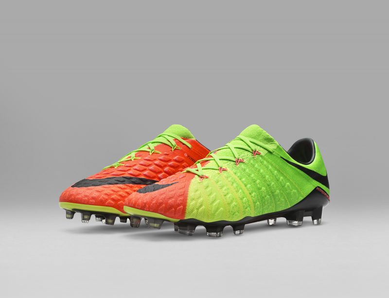 crampon nike hypervenom montant