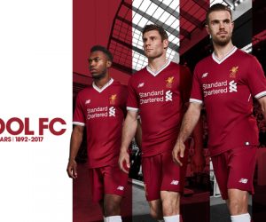 New Balance célèbre les 125 ans de Liverpool avec un nouveau maillot 2017-2018 plus sombre
