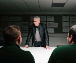 Jaguar met en scène José Mourinho aux côtés de ses salariés