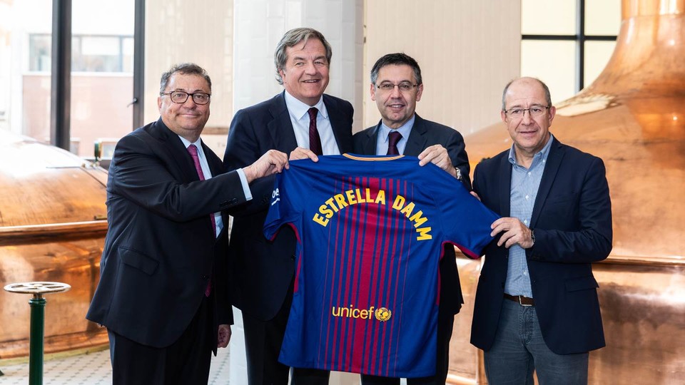 Estrella Damm reste bière officielle du FC Barcelone