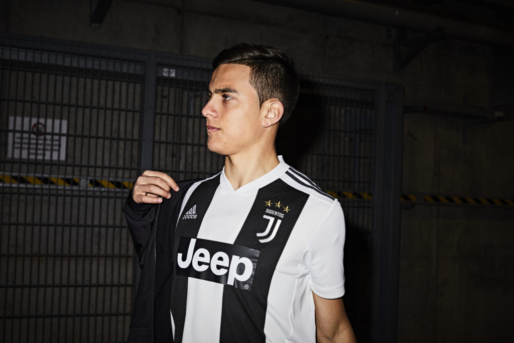 Nouveau maillot domicile Juventus Dybala
