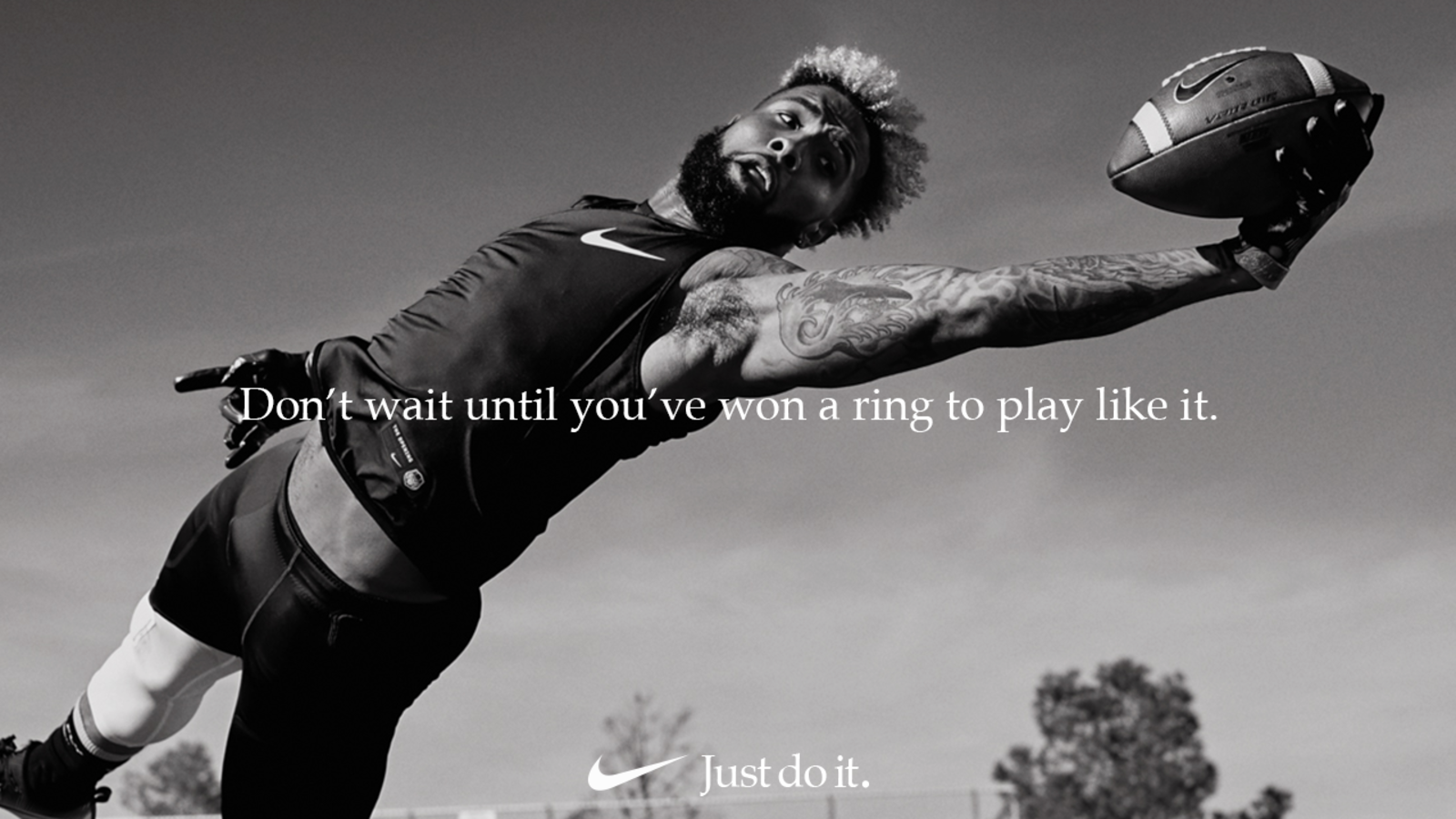 Cuyo Predicar sobre Nike dévoile sa nouvelle publicité "Crazy Dreams" célébrant les 30 ans du  slogan "Just Do It" avec Colin Kaepernick en voix off - SportBuzzBusiness.fr