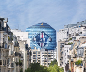PSG – Accor (ALL) célèbre son partenariat en grand avec un covering géant de son siège social