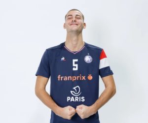 le coq sportif nouvel équipementier du Paris Volley