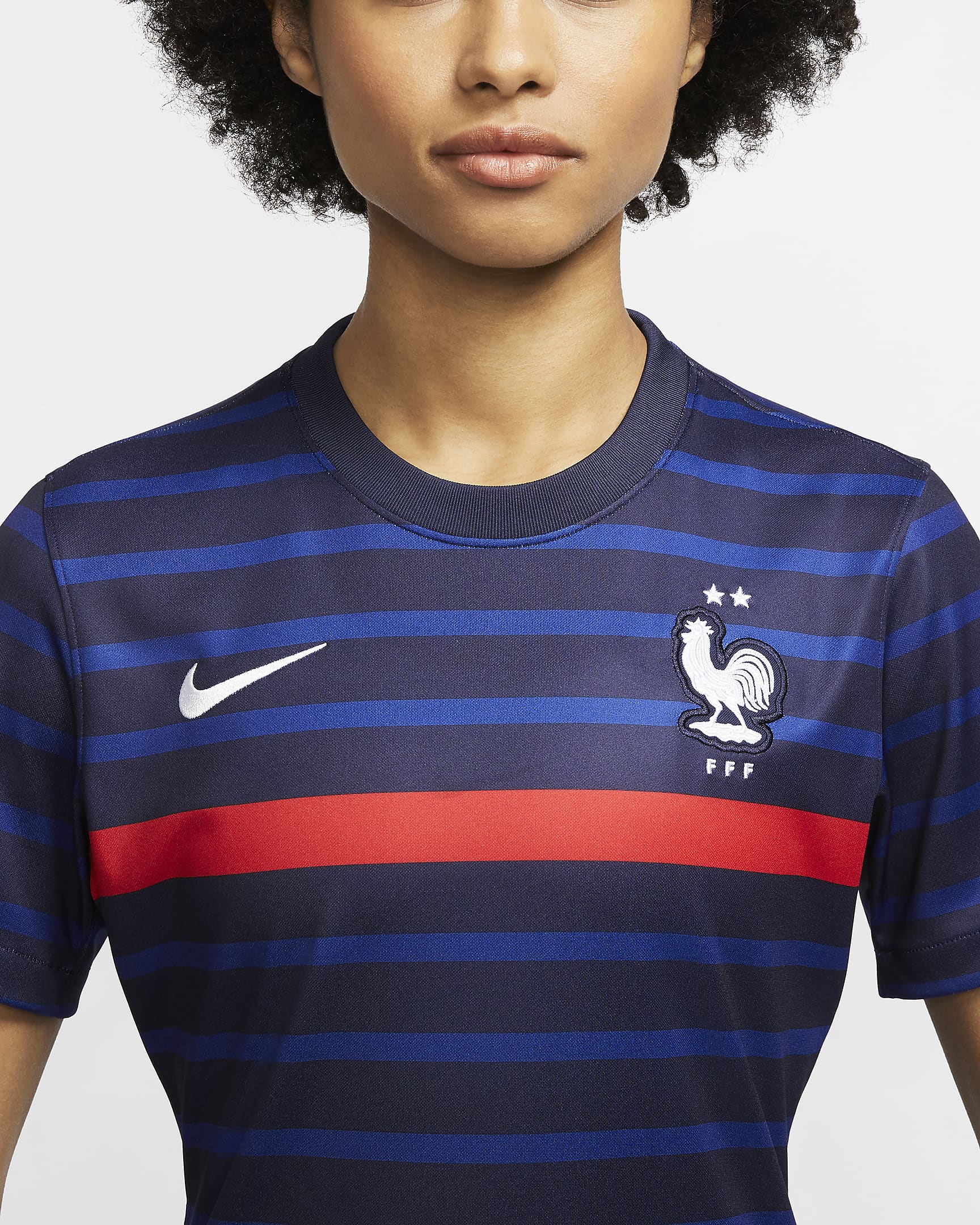 Nike dévoile les nouveaux maillots de l'Equipe de France ...