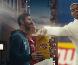 Lay’s dévoile sa nouvelle publicité « Apartment Arena » (Messi, Pogba) avant la phase finale de l’UEFA Champions League 2020-2021