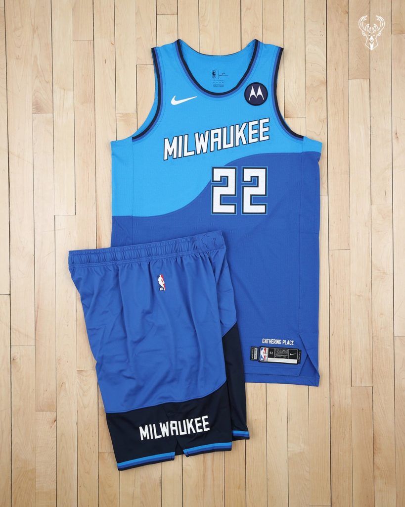 NBA Motorola nouveau sponsor maillot des Milwaukee Bucks