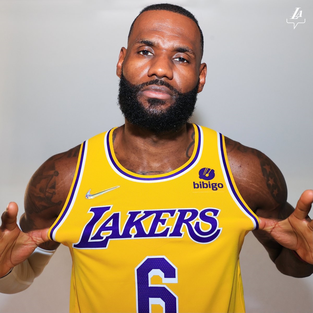 NBA - Bibigo nouveau sponsor maillot des Los Angeles Lakers