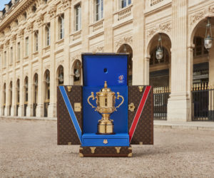 Louis Vuitton dévoile la malle officielle du trophée de la Coupe du Monde de Rugby France 2023