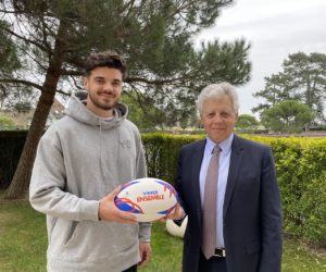 Rugby – Romain Ntamack nouvel ambassadeur de Loxam