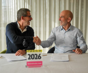 lastminute.com nouveau partenaire du Tour de France jusqu’en 2024, le rose débarque sur le dossard des coureurs