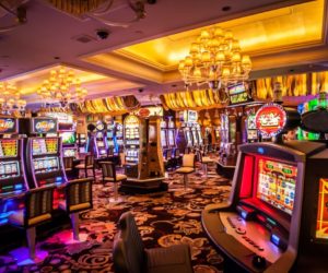 Le casino : est-ce mieux en ligne ?
