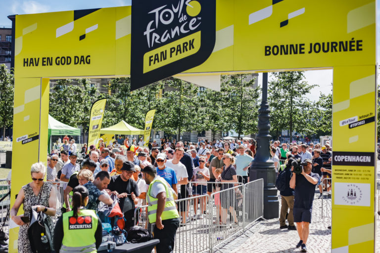 Infographie Les chiffres clés du Tour de France 2022 (sponsors, Caravane publicitaire, digital