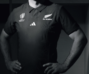 Des fougères françaises sur le nouveau maillot adidas des All Blacks pour la Coupe du Monde de Rugby 2023