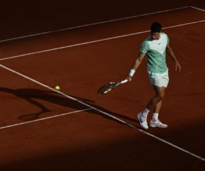 Roland-Garros 2023 : Textiles, chaussures, raquettes… la bataille des équipementiers tennis autour du TOP 100 ATP (infographie)