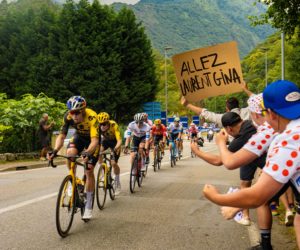Après la pancarte « Alain Philippe », Orangina en mode « Laurent Gina » pour le Tour de France 2023 ?
